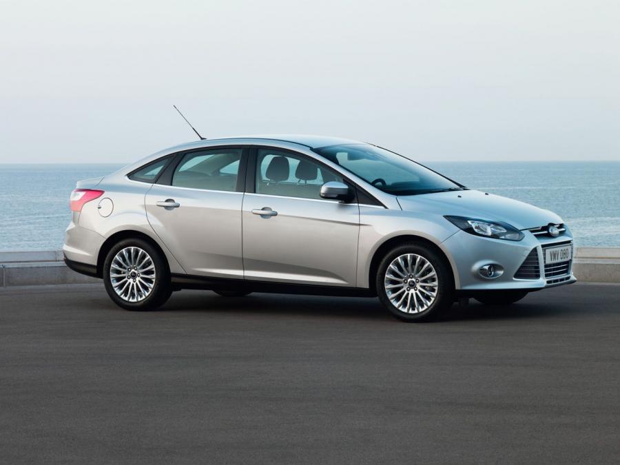 Ford Focus Sedan 2012 года  (фото 4 из 7)